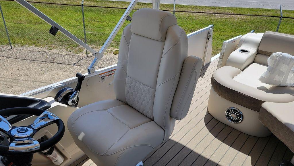 Tahoe Pontoon Cascade Cruise 25 FT Boats for Sale Seamagazine